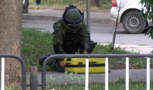 На 13 юли сапьори взривиха изоставен куфар в Казанлък, който се оказа пълен с мръсно бельо