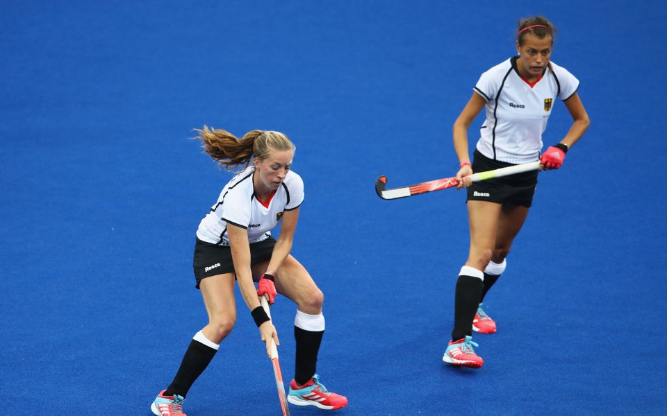 Великобритания и Германия на четвъртфинал на хокея на трева при жените