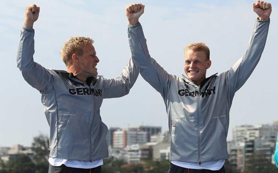 Немци спечелиха олимпийската титла на 1000 метра двойка каяк