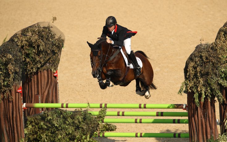 Британец спечели златото в прескачането на препятствия