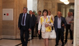 Нинова: Борисов стана говорител на Ердоган