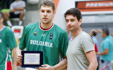 Александър Везенков получи приза 