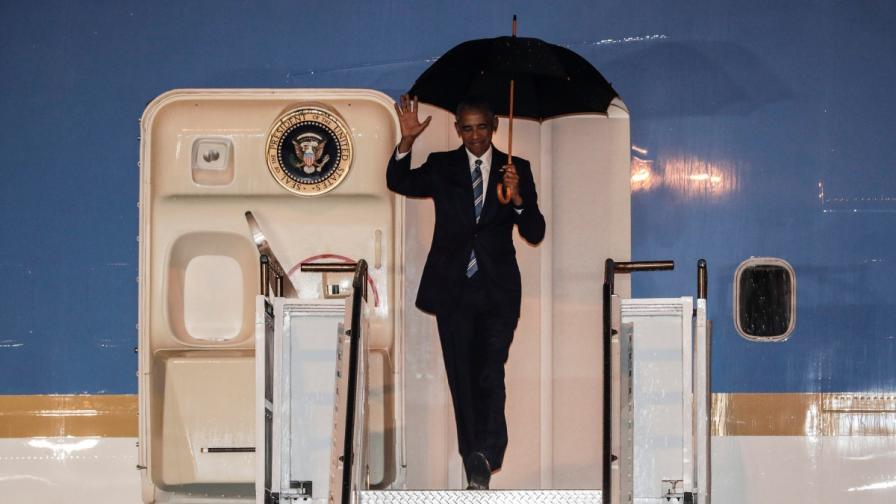 Барак Обама пристига в Лаос