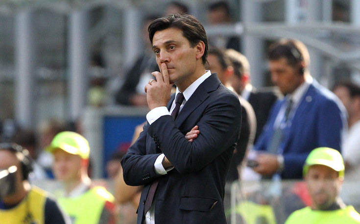 Разлютен Монтела насапуниса играчите на Милан