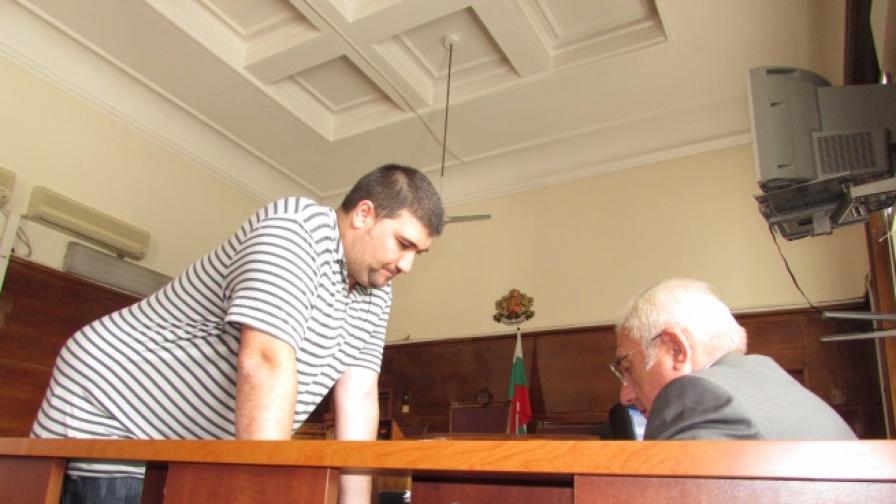 Българин скри 60 тона кокаин в комбайн, отива на съд