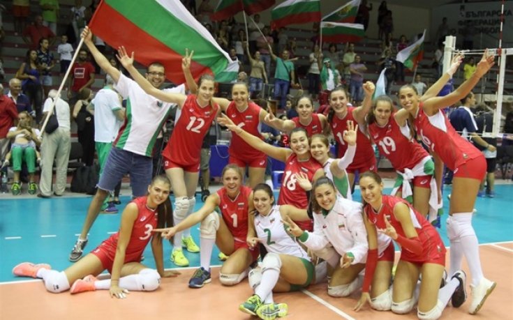 Националките по волейбол тренират в Русе на път за Румъния