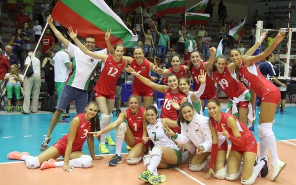 Националките по волейбол тренират в Русе на път за Румъния