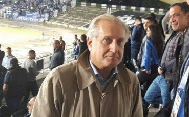 Спас Русев не говори пред чакащите го журналисти
