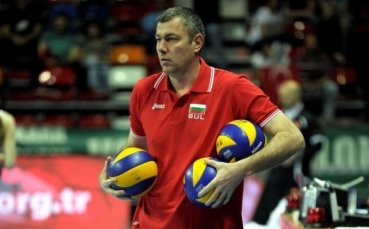 Димо Тонев ще пали децата по волейбола