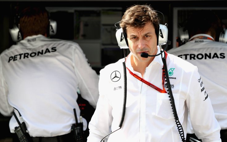 Волф: Случилото се с Люис е откачено съвпадение