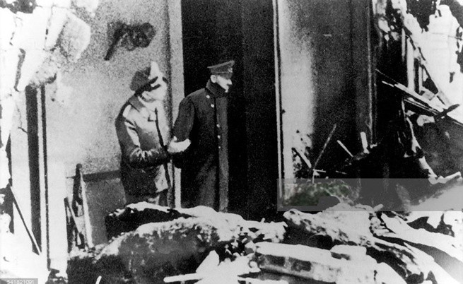  Последната фотография на Хитлер преди да се самоубие 