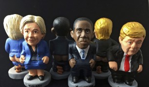 Вижте Клинтън и Доналд Тръмп - клекнали без гащи