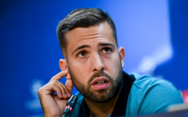 Алба иска завинаги в Барса