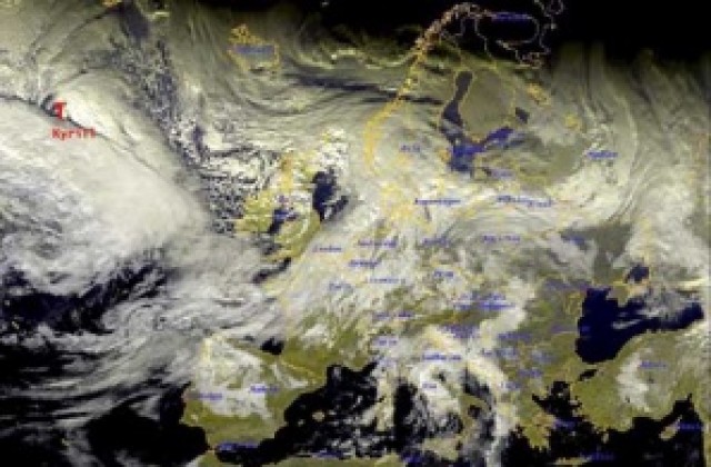 Бурята „Кирил” приближава Северна Европа