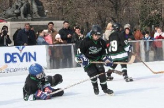 Безплатна пързалка за над 100 деца в Пловдив