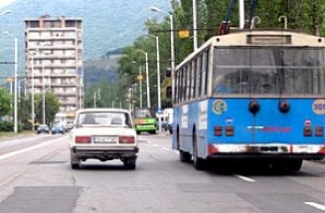 Няма да удължават тролейбусната линия в кв. Клуцохор