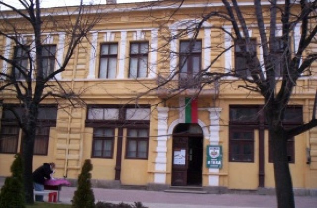 Кметска жалба гледа Общинският съвет на Казанлък
