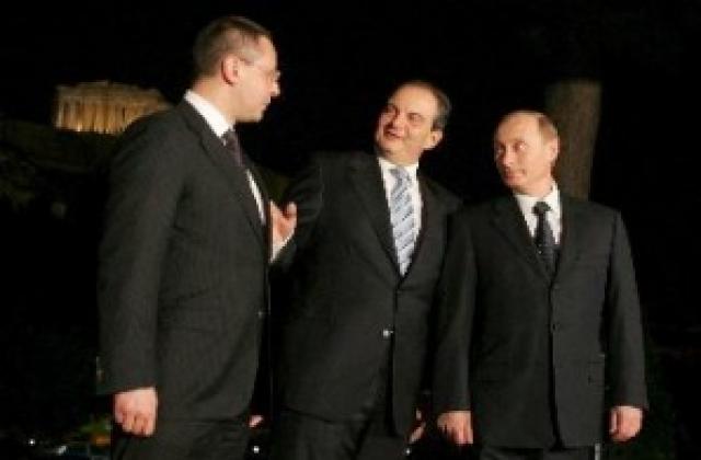 Караманлис, Путин и Станишев са обсъдили въпроси, свързани с Бургас-Александурполис