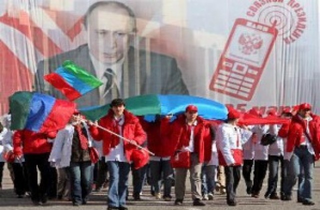 15 хиляди честваха годишнината от идването на Путин на власт