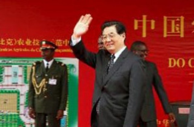Китайският президент пристигна в Москва