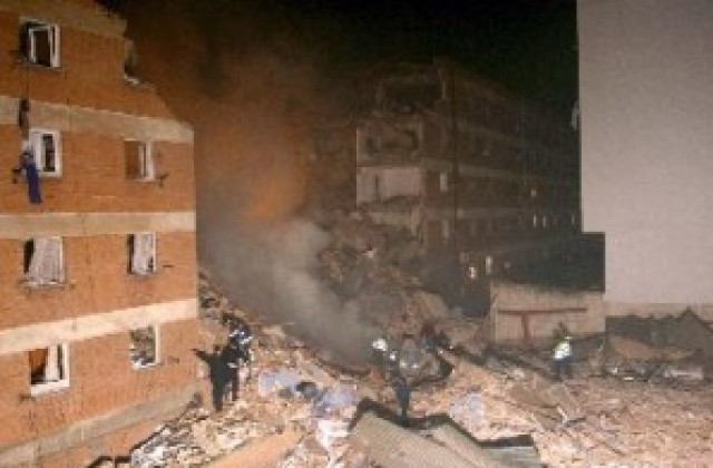 Рухна жилищна сграда в Испания, трима загинаха