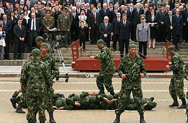 Българската армия чества своя празник