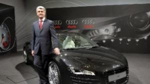 Audi R8 стана новият модел на Карл Лагерфелд