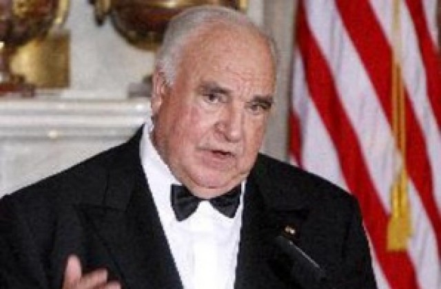 Горбачов предложи Хелмут Кол за Нобелова награда