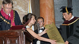 Възможно е до 2010 г кирилицата да бъде въведена в