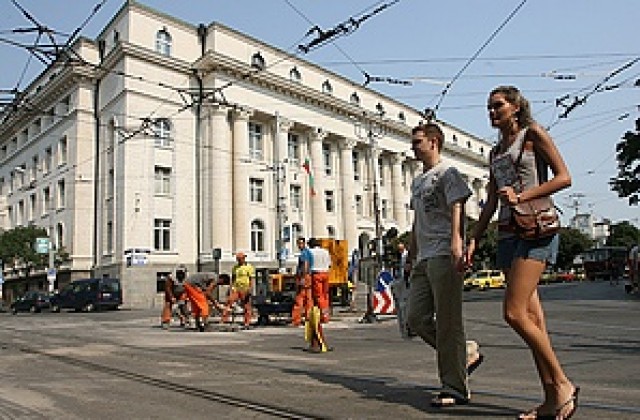 Затварят кръстовището на „Ларгото” заради метрото