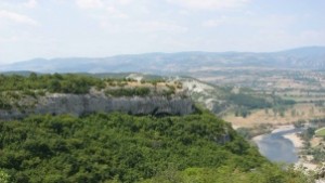 Лагерници маркираха местността Орешари
