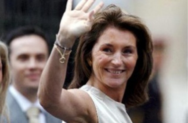 Сесилия Саркози няма да дава обяснения пред депутатите