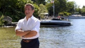 Как Саркози направи медиен удар с медиците