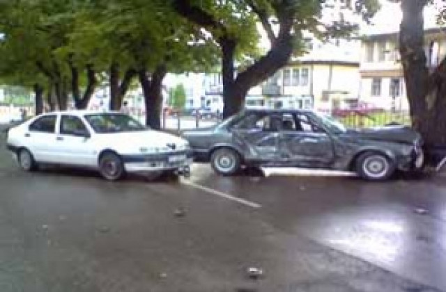 Пиян шофьор предизвика верижна катастрофа