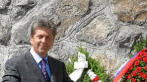 Привърженици на Атака освиркаха президента в Димитровград