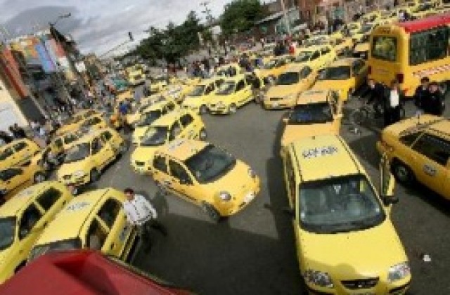 Протест обявиха нюйоркските таксиджии