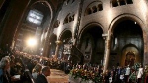 В Стампа Тайното завещание на Лучано Павароти