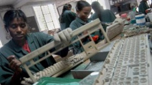 Парадоксът на Индия бедност и високи технологии