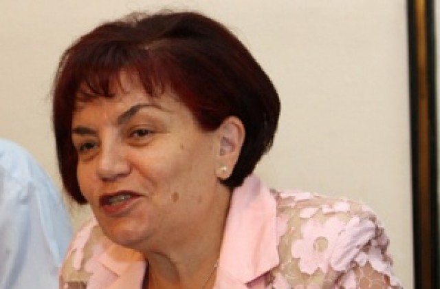 Такева: Министър Вълчев предизвика учителската стачка