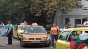 Протестираме и срещу злонамереността на министъра към учителите