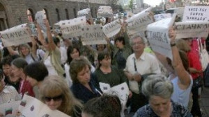 45 от родителите подкрепят учителските протести
