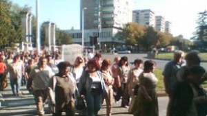 Протестно шествие проведоха шуменските учители