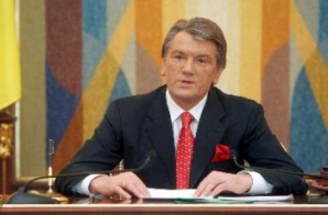 Юшченко призова за коалиция между прозападните и проруските партии