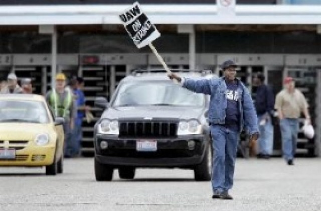 Споразумение прекрати стачката в Chrysler