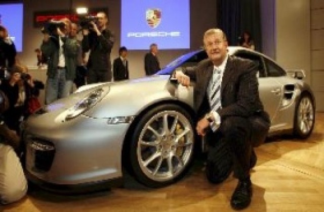 Предлагат модела GT2 на Porsche 911 в Германия през ноември