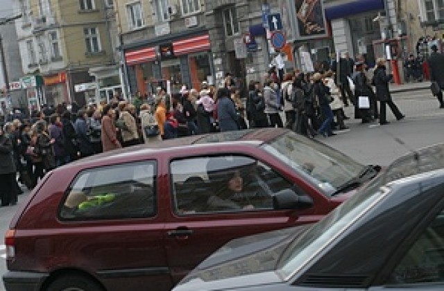 Учителски протести в няколко града в страната