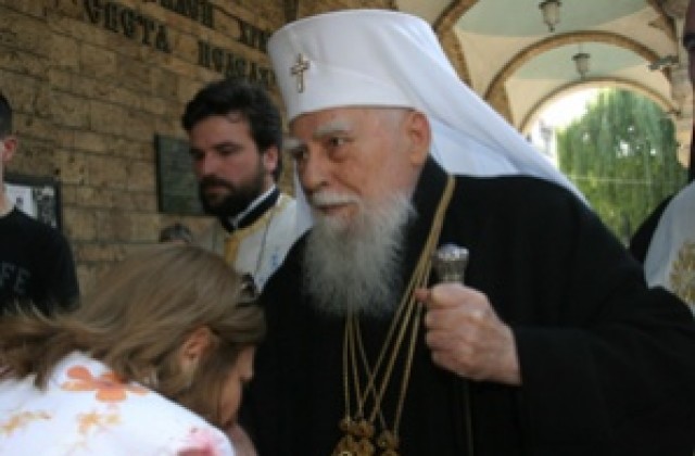 Патриарх Максим ще посрещна в Троянския манастир 93-я си рожден ден