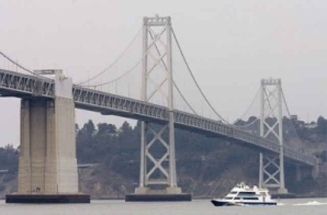 Заливът на Сан Франциско е замърсен с мазут