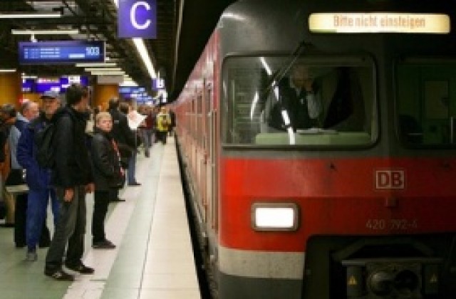 Немските локомотивни машинисти заплашиха с безсрочна стачка