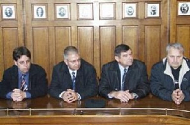 Генерал, историк, инженер и училищен директор са новите заместник-кметове на Пловдив